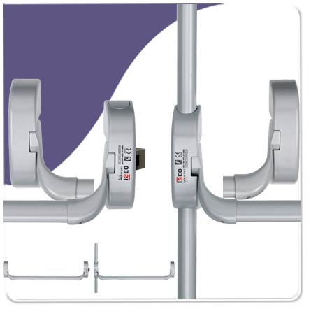 ISEO 0943R - Double rebated door panic set